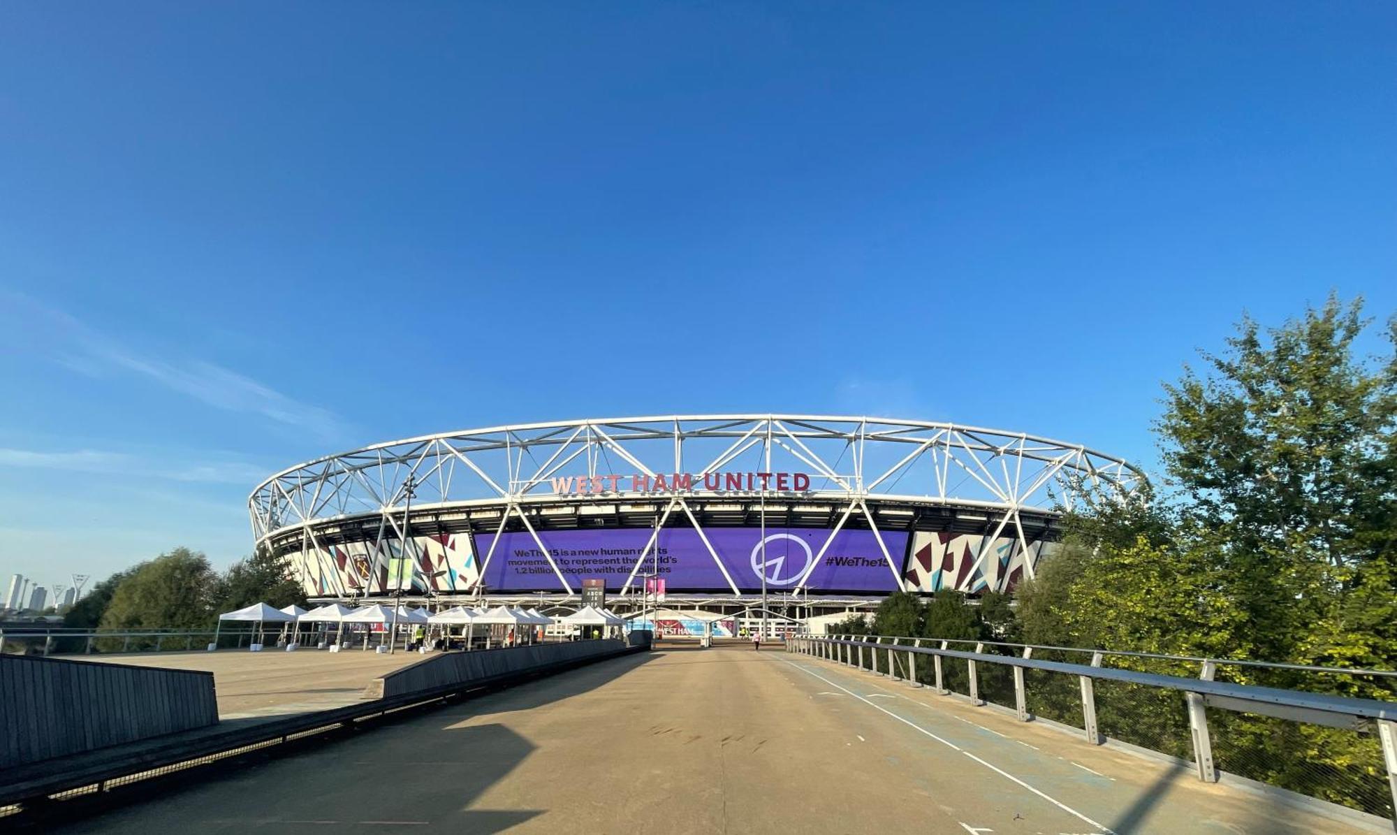 Cosy 1-Bed E15, Sleeps 4, 1 Min From Tube Station Near O2 Arena Lägenhet London Exteriör bild