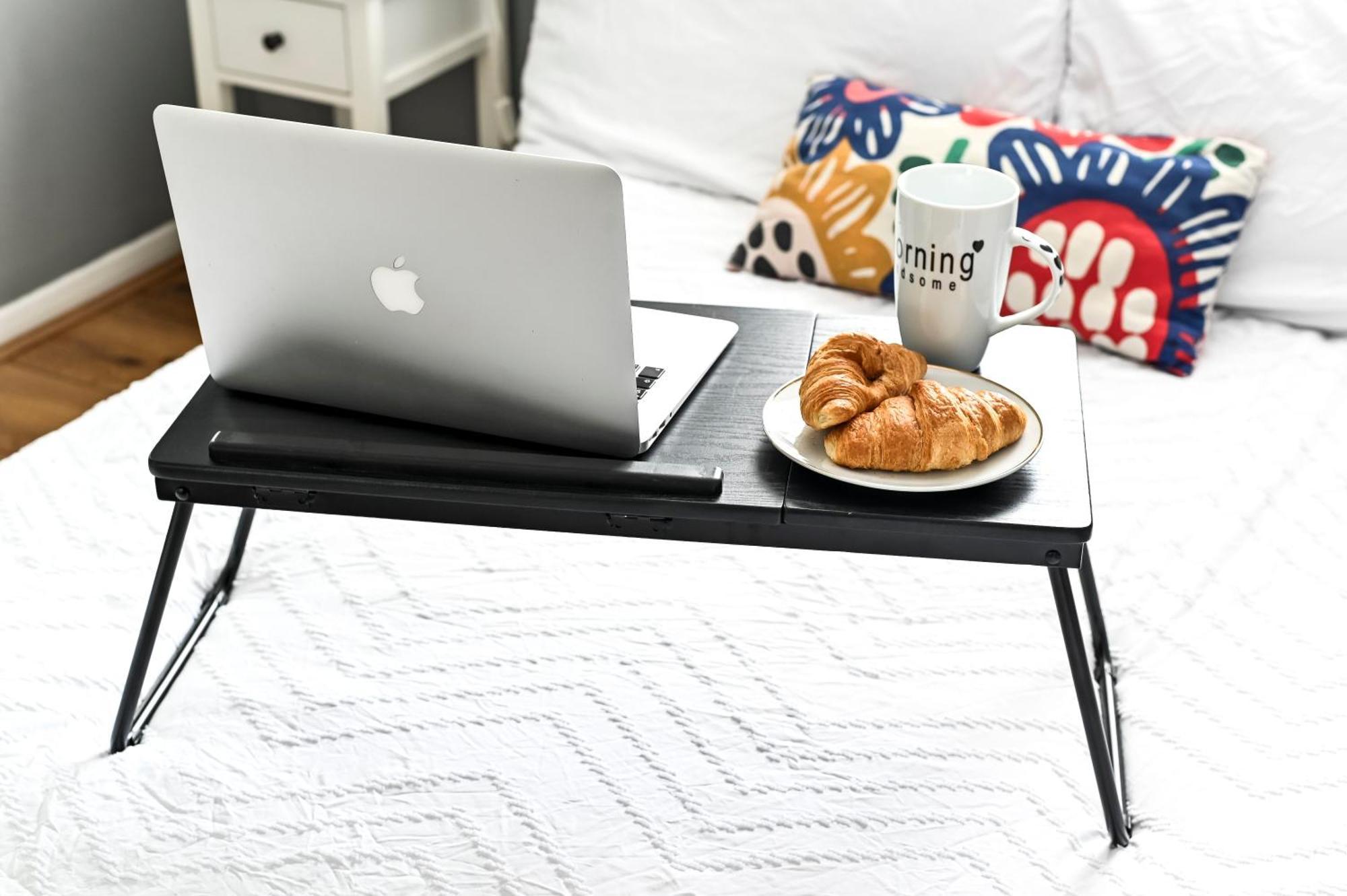 Cosy 1-Bed E15, Sleeps 4, 1 Min From Tube Station Near O2 Arena Lägenhet London Exteriör bild